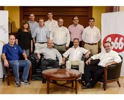 Cortesía de Cobb-Vantress | Grandes personalidades de ambas empresas asistieron al evento en Argentina.