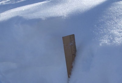 Snowfall in Columbia, Missouri, USA from the same storm that damaged the Simmons facilities | photo by Tim Wall