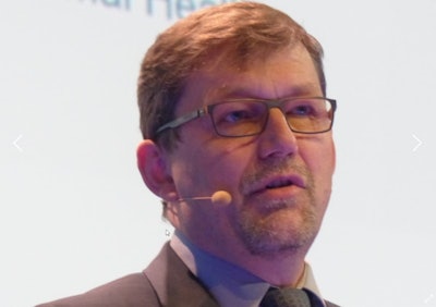 Rolf-Dieter Günther from Boehringer Ingelheim spoke at the Poultry Innovation Days about the importance of diagnostics and new technologies. | Photo by Benjamin Ruiz