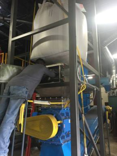 Sterling-Systems-Controls-bulk-bag-unloading-system-with-integral-dust-containment