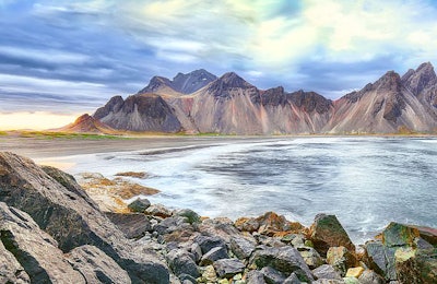 Iceland's coast (Pilat666 | BigStock.com)