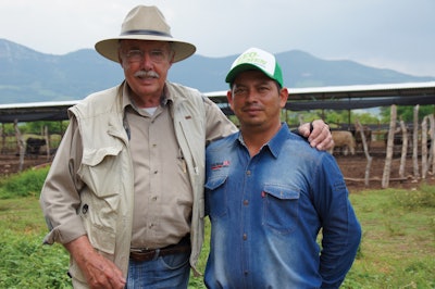2019 09 DDGS Trials USGC Consultant Eduardo Christensen with Feed Supplier in Chiapas