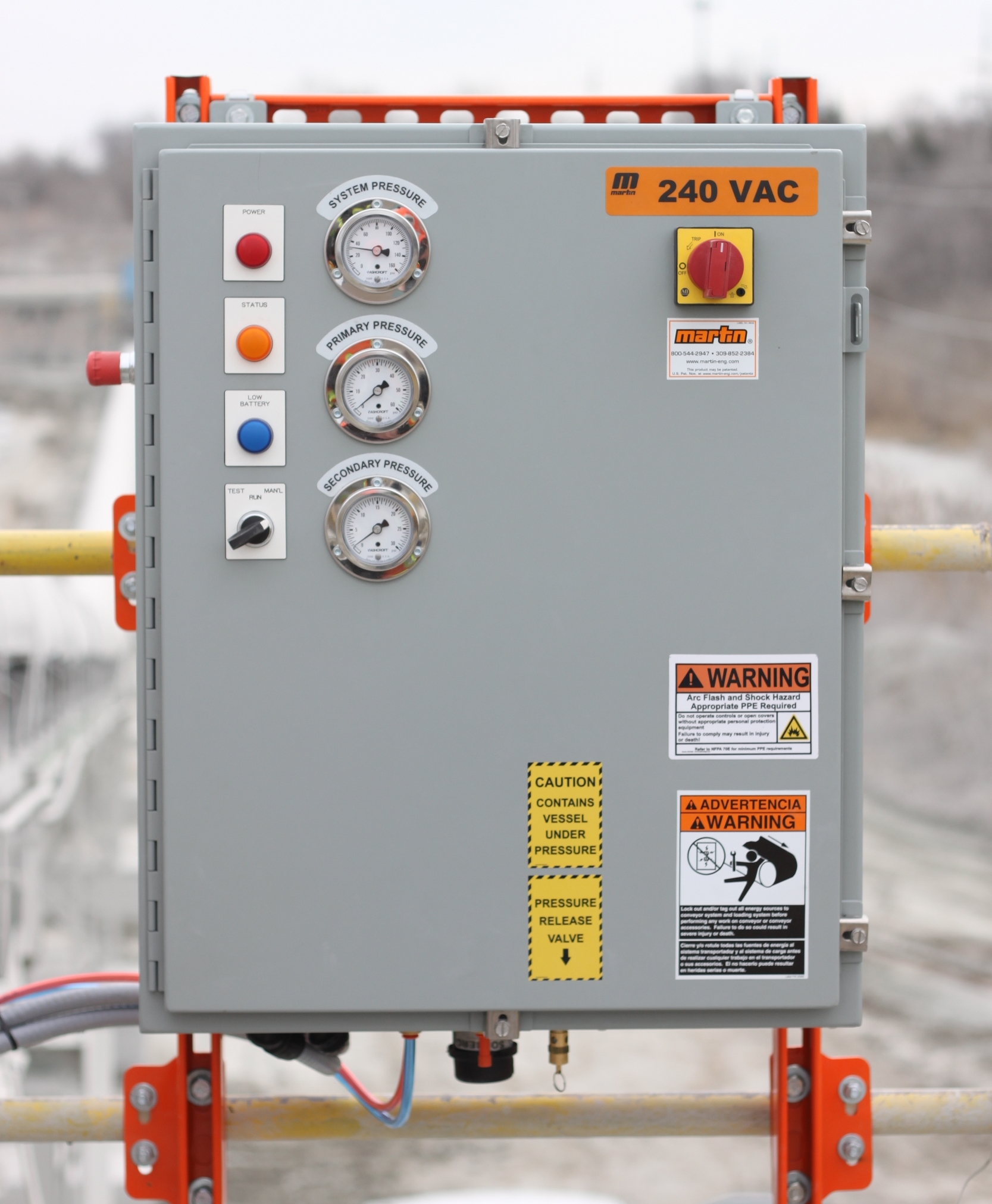 有了电池存储系统,系统可产生充电按需重新加固净化器