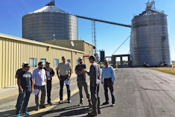 美国谷物理事会连接终端用户像这些墨西哥手工业商直接与美国种植成份的农夫美国高院