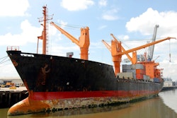 Cargo ship 1646752 960 7201