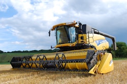 Combine harvester 702413