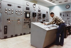 Control room 1782196 1920