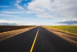 Road 1031702 1280