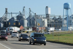 泽兰农场服务公司是家庭所有企业文件相片Mlive媒体集团