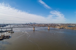Work progresses on Merchants Bridge