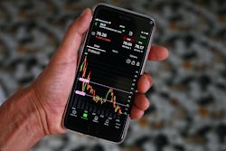 Trade down cellphone VIA PIXABAY Mar 2021