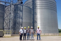 The team made a stop at Consolidated Grain and Barge Company’s barge loading facility on the Illinois River in Utica, IL.Photo: USGC
