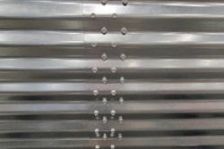 EVO-50 bin features interlaced laminated sheets