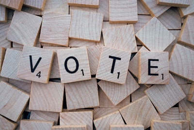 Vote via pixabay august 2021