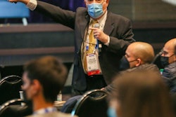 Osler Desouzart, CEO of OD Consulting, speaking at the la Cumbre Avícola Latinoamericana at the 2022 IPPE.