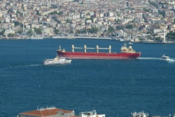 The Bosphorus strait unites the Black Sea and the Sea of Marmara . falco | PIXABAY