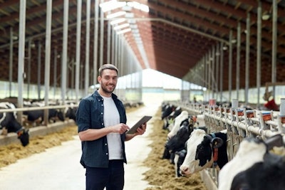 Cows farmer tablet technology