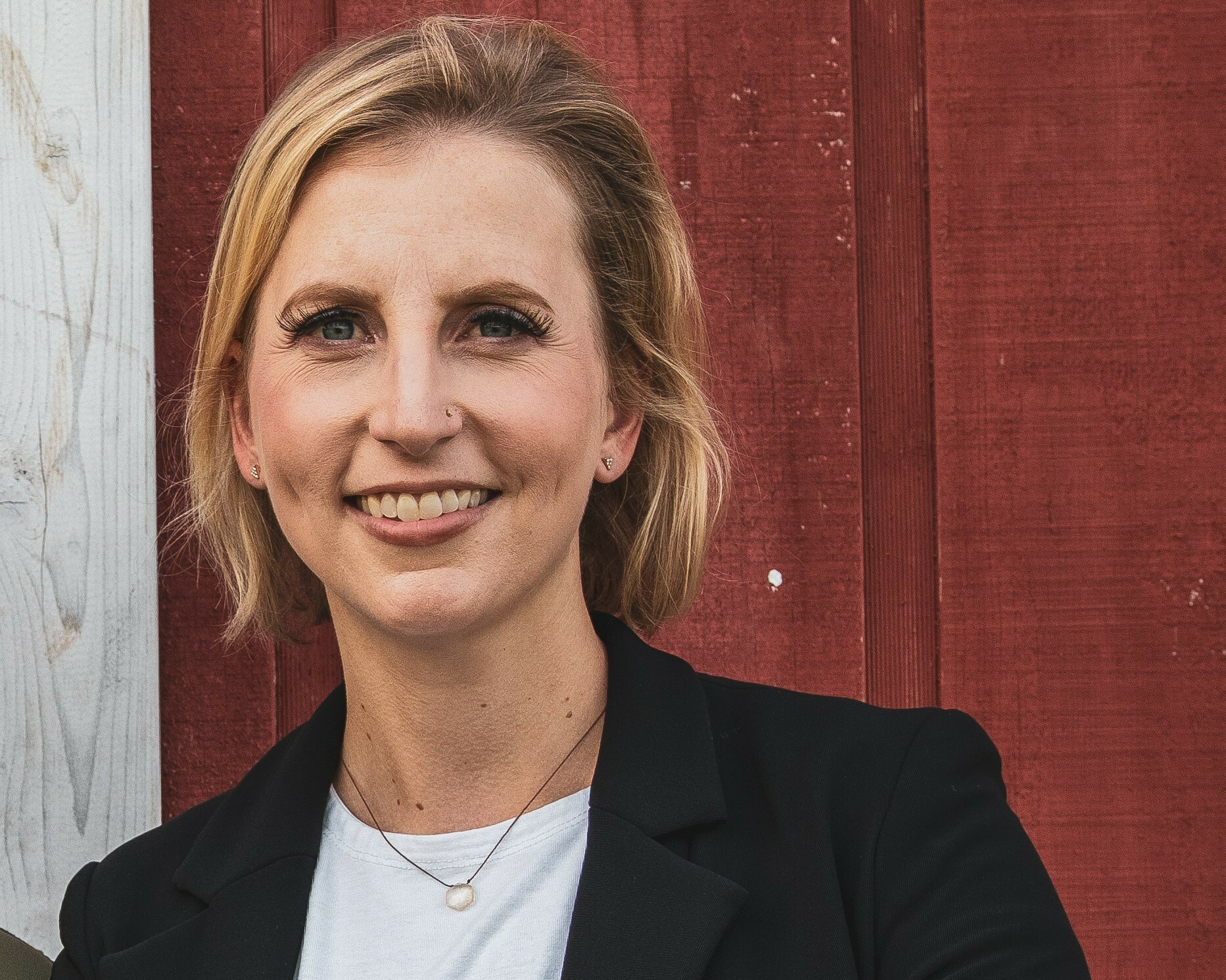 Erin 2021 Headshot Edited Headshot