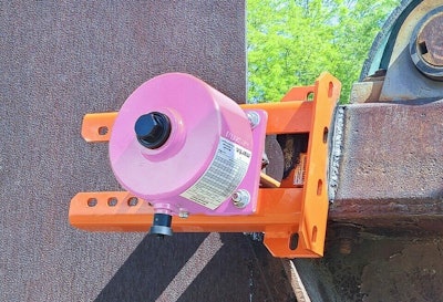 A twist tensioner mounted on a bracket at the discharge zone, helping ensure a clean belt. Photo courtesy of Martin Engineering