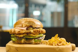 Super Meat Chicken Sandwich scaled e1679938906349