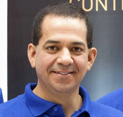 El Dr. Branko Alva, de Ceva.