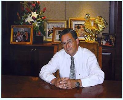 Chet Hobart