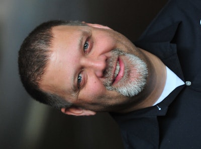 Tracy Henkel商行边缘