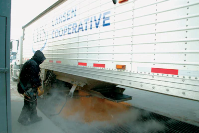 Unloading Corn Readfield