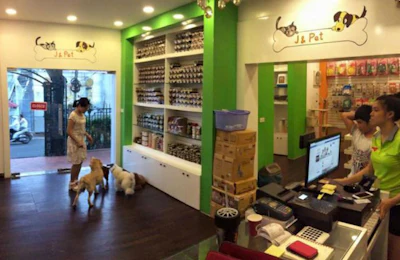 J-and-Pet-Hanoi
