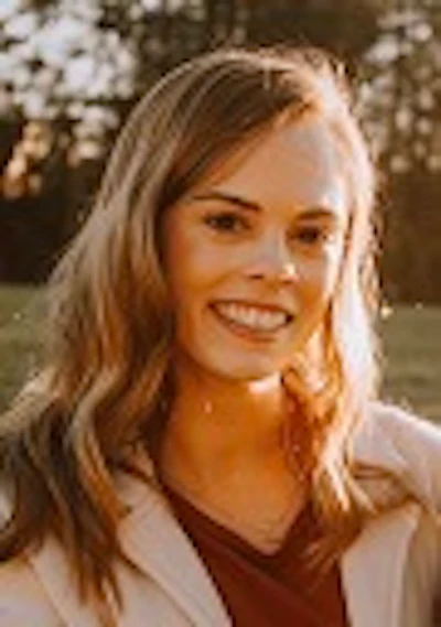 Chelsea Phillips 90px