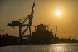 码头轮船停靠Pixabay