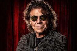 Sandy Gennaro Head Shot Copy 31 851x1024