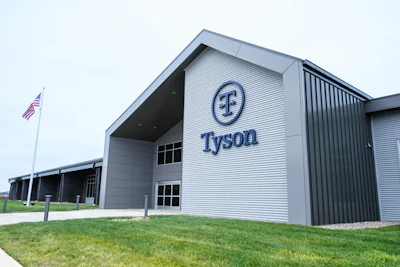 Tyson Foods' newest facility in Bowling Green, Kentucky, features the now-outdated corporate logo.