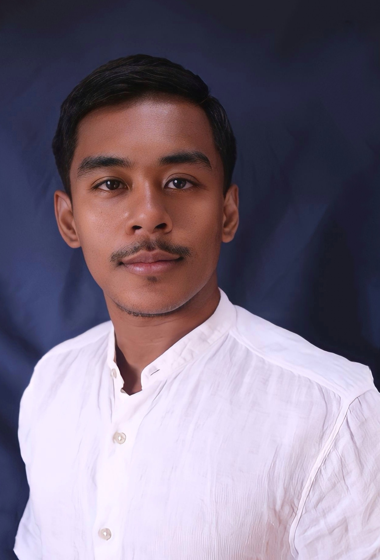 Yron Manaig