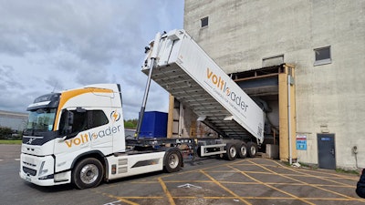 Voltloader Delivering Wheat