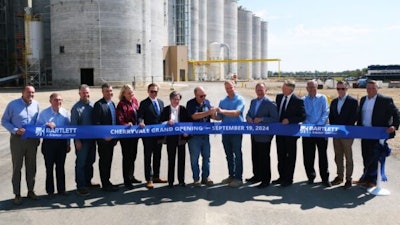 Bartlett Cherryvale Ks Plant Ribbon Cutting Photo 002 600x431