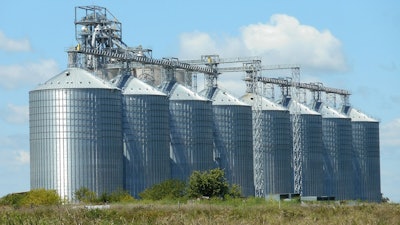 Silos 1598168 1280