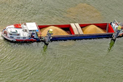 Grain Barge Loaded Pixabay