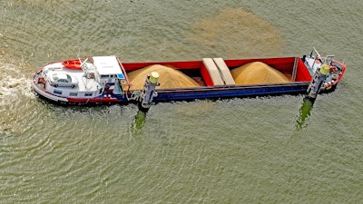 Grain Barge Loaded Pixabay
