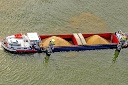Grain Barge Loading Pixabay