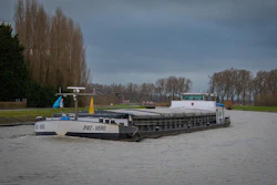 Barge 7158415 1280