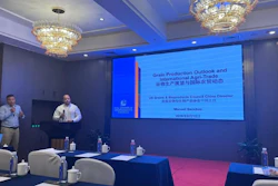 U.S. Grains & BioProducts Council (USGBC) Director in China Manuel Sanchez (right) and USGBC Consultant Xiaoming Wang (left) shared the quality and availability of U.S. sorghum at the 14th International and Domestic Sorghum and Barley Market Seminar.