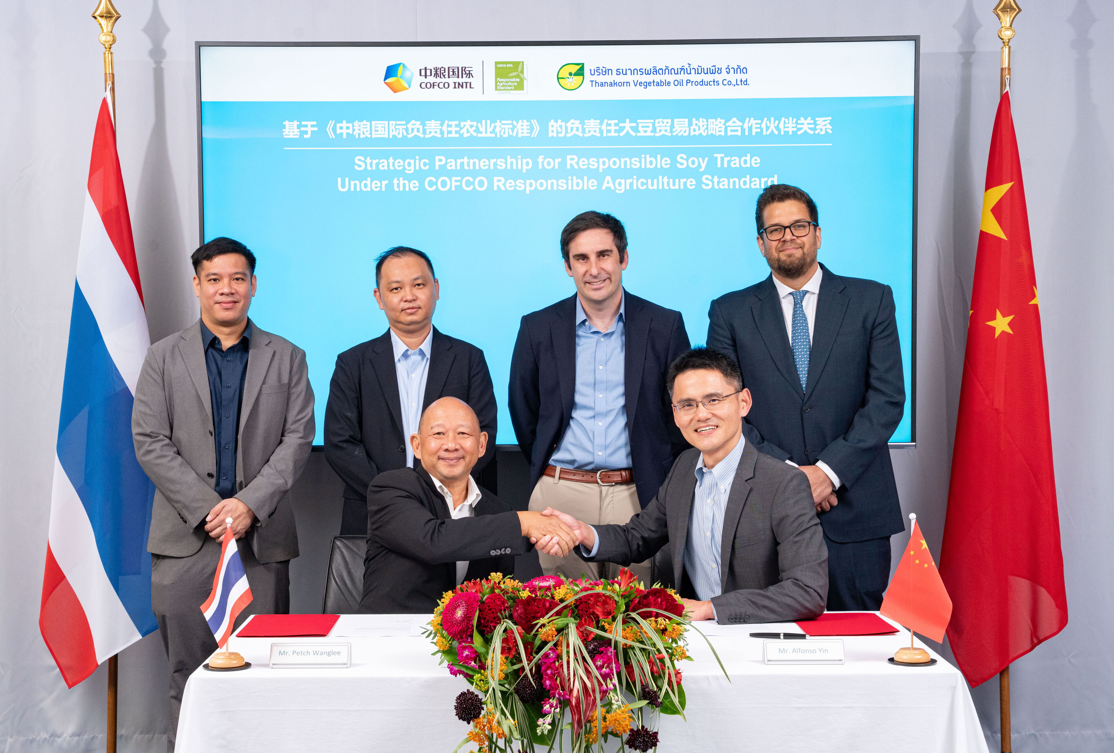 Cofco And Thanakorn Agree To Expand Sustainable Soy Trade