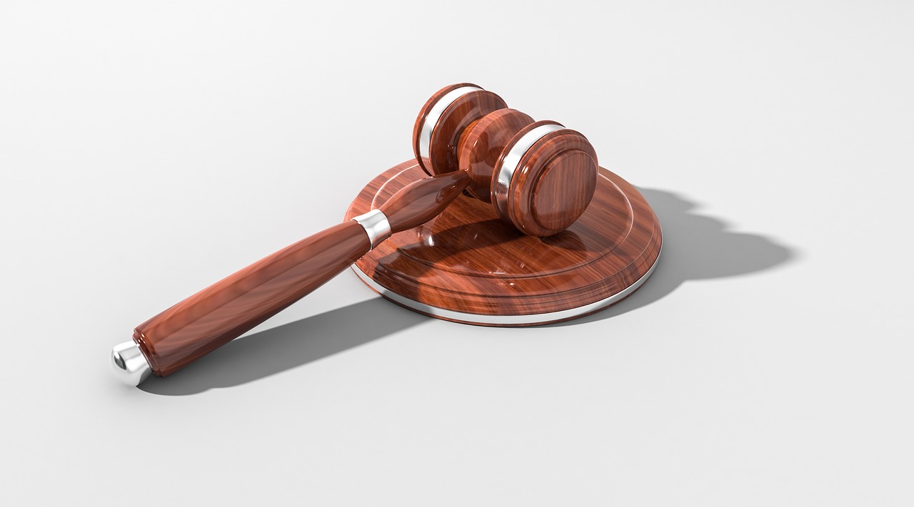 Qimono Gavel Pixabay