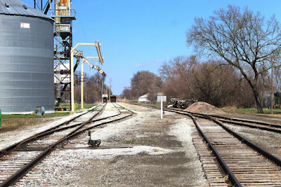 Takenbyphil Train Tracks 6134792 1920