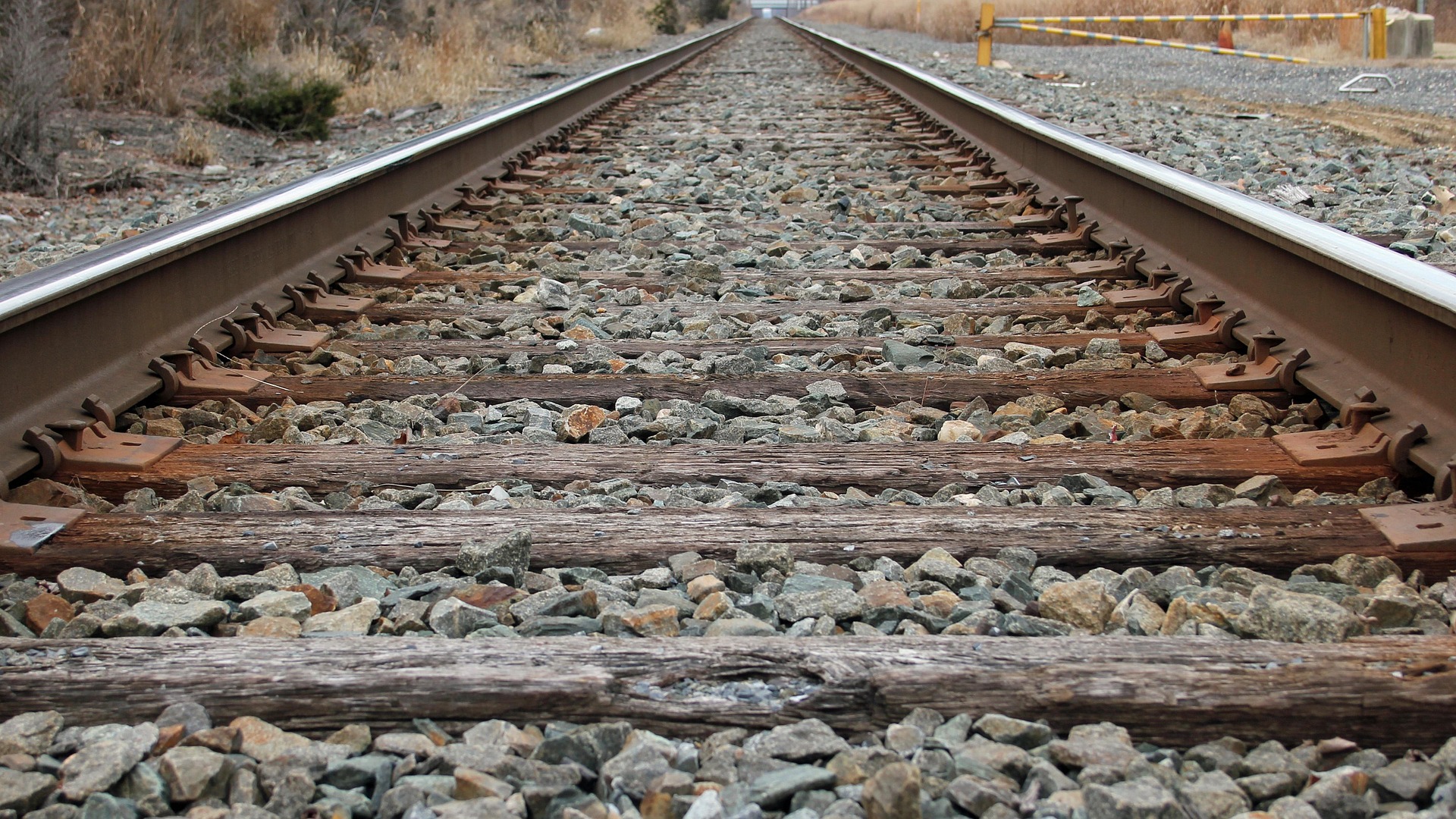 Jcful Railroad Tracks 2035357 1920
