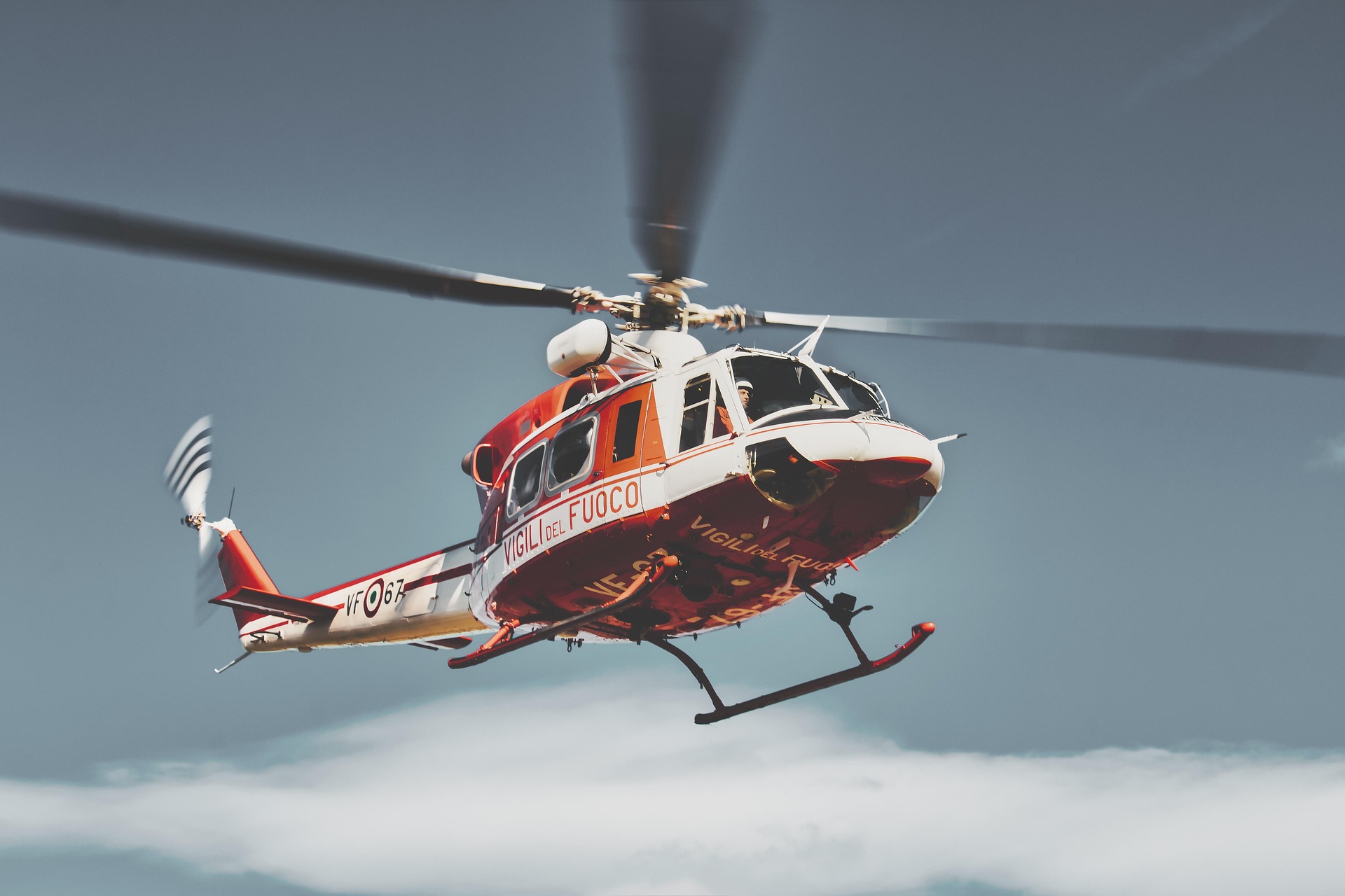 Rescue Helicopter In Flight Fabio Pixabay