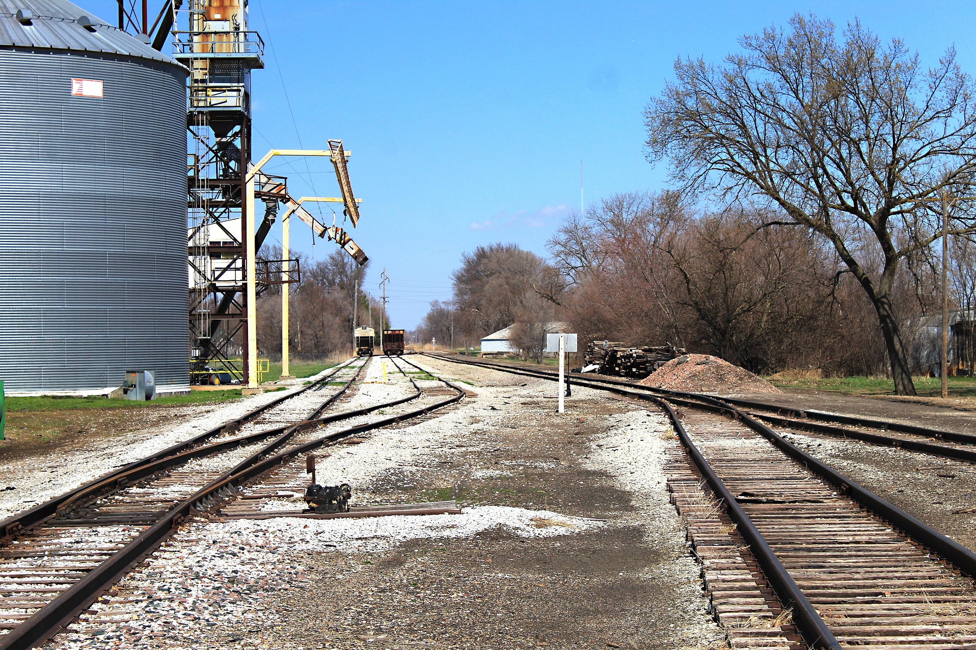 Takenbyphil Train Tracks 6134792 1920