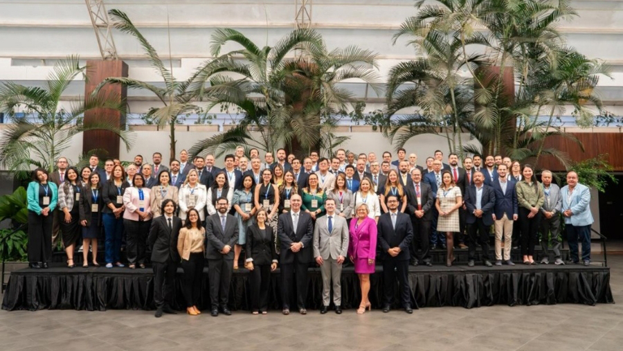 Last month, Guatemala launched its E10 ethanol blending program in regular gasoline, marking a major milestone for the country’s fuel market and ethanol development in Central America. The U.S. Grains & BioProducts Council (USGBC) has been a committed partner to Guatemalan stakeholders in support of the initiative, hosting events like the Cultivando Energía 2026 Regional Seminar in Guatemala City earlier this year (pictured).