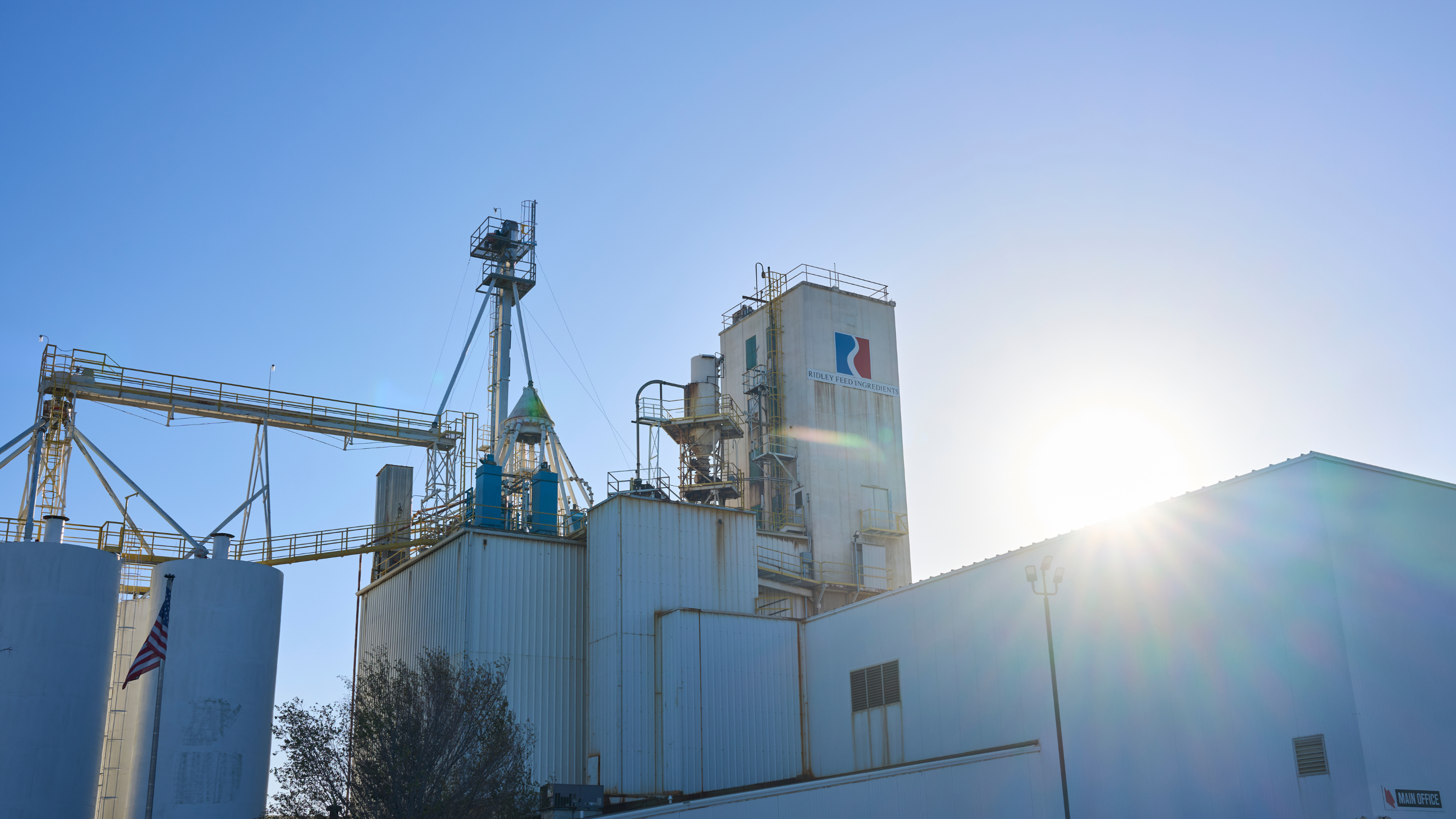Ridley Feed Ingredients’ Mendota Facility Picture